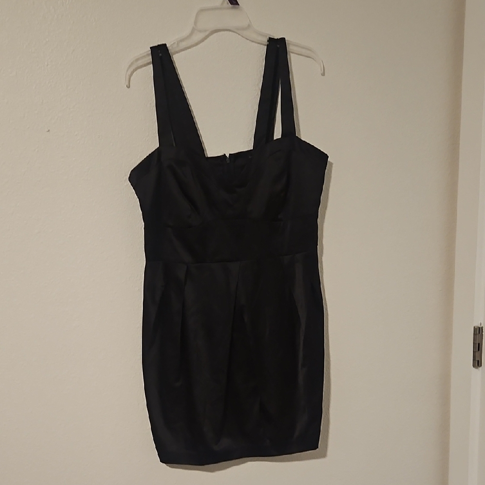 Sam & Max Elegant Black Mini Dress